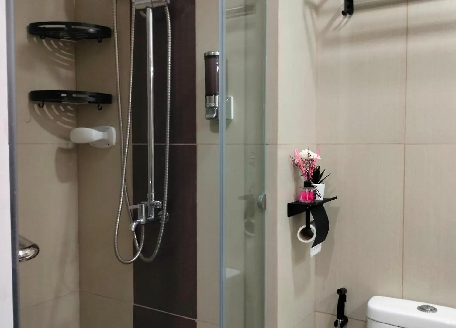 Smdc Breeze Residence Pasay Aparthotel