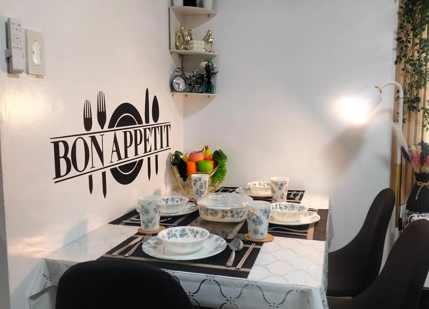 Smdc Breeze Residence Pasay Aparthotel