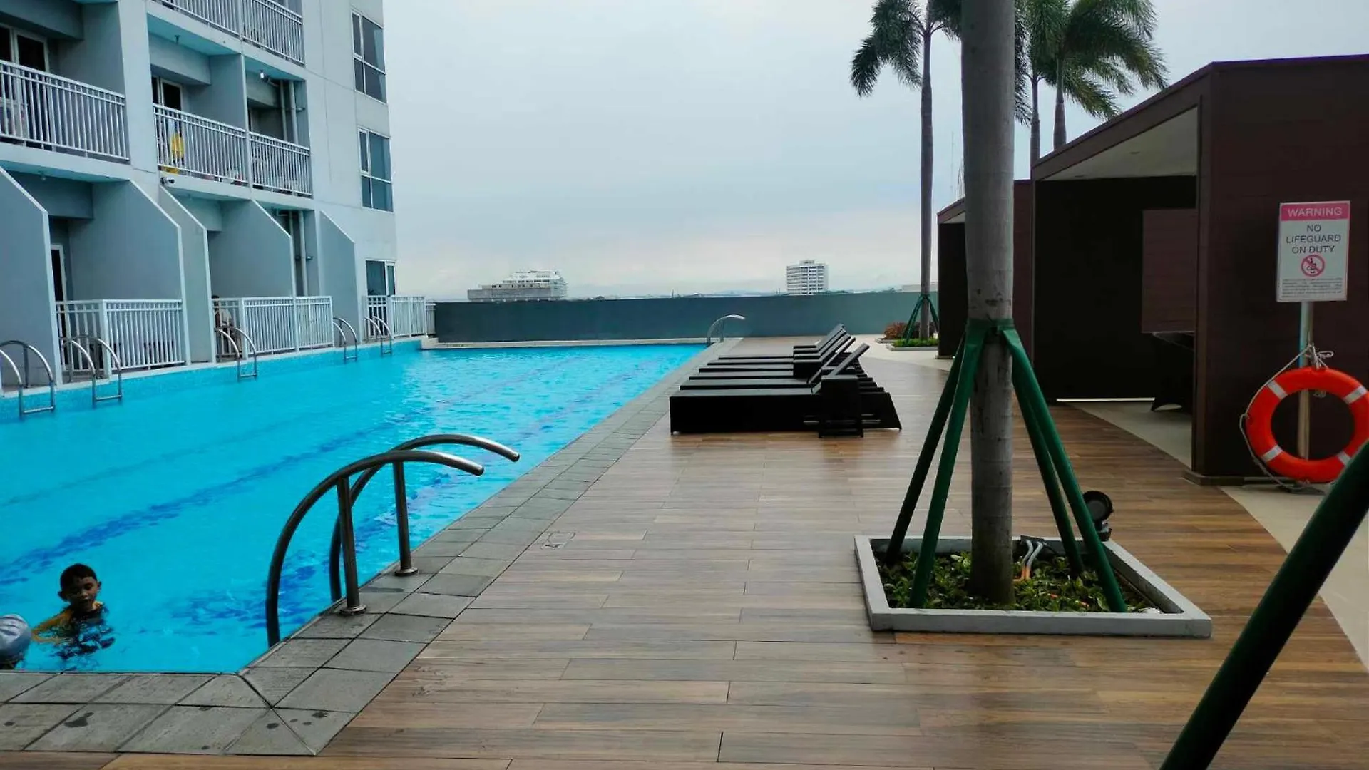 Smdc Breeze Residence Pasay